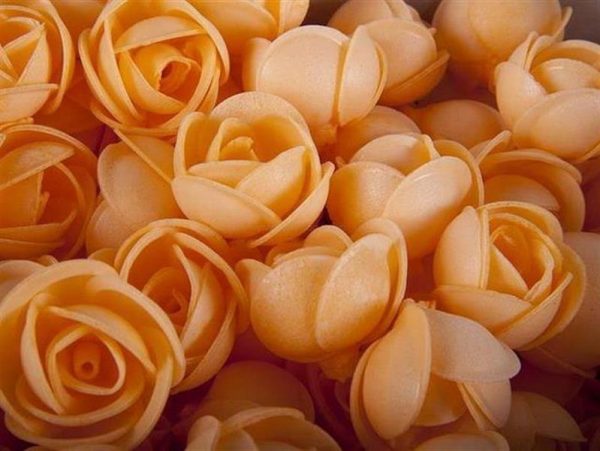 100 PCS MEDIUM WAFFER ROSES TEA/PEACH