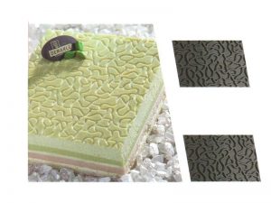 TAPIS RELIEF "LABYRINTHE" 529 X 329 MM     NF 01000