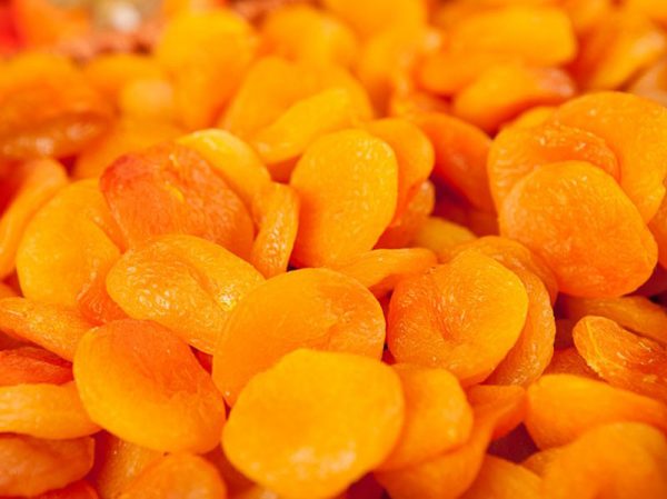 12.5 KG WHOLE DRIED PITTED APRICOTS 5's