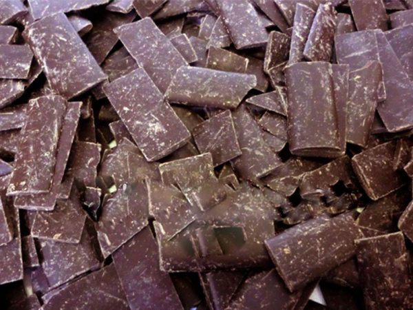 DARK CHOCOLATE COATING PARAMOUNT
