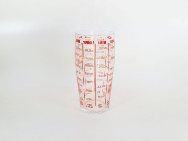 GLASS MEASURING BEAKER 58.5 CL