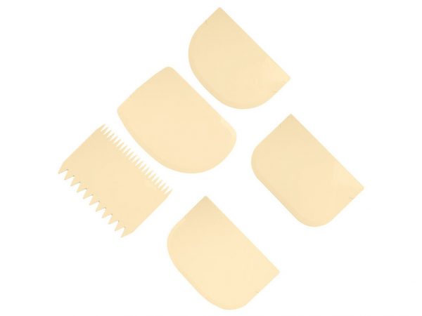 SET 4 SCRAPERS + 1 COMB 11X9 CM MATFER